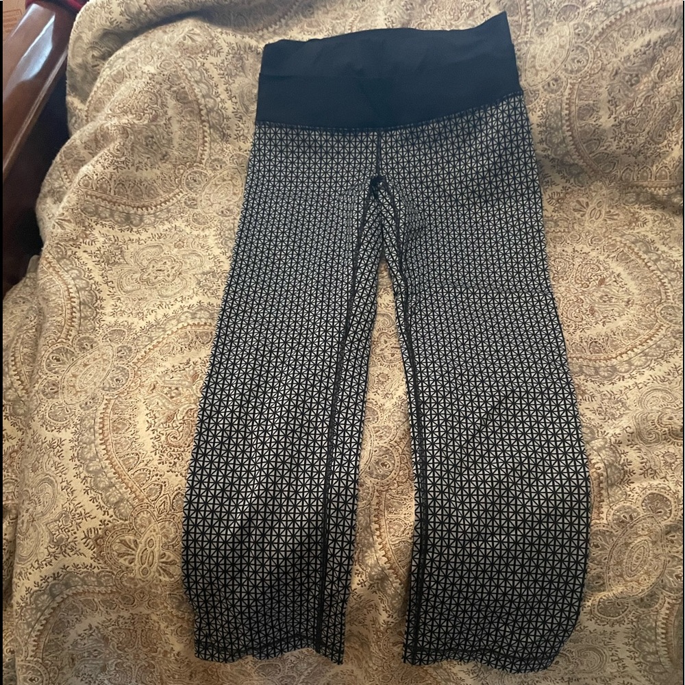 Lululemon size 8